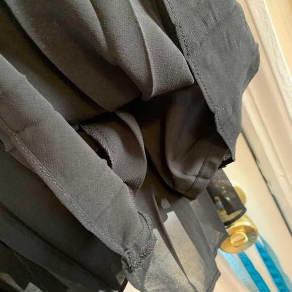 Dainty Jewell’s Pleated skirt black - Picture 5 of 5